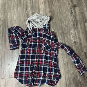 Socialite small long sleeve plaid hooded shirt
